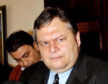 Επίθεση Βενιζέλου στην κυβέρνηση για το χειρισμό της υπόθεσης Κεντέρη-Θάνου