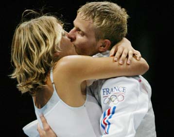 Χρυσός Ολυμπιονίκης στο ξίφος ασκήσεως των ανδρών ο Γάλλος Γκουάρ