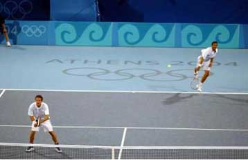 Οικονομίδης/Μαζαράκης αποκλείστηκαν από το διπλό του τένις