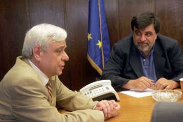 Κάλεσμα προς ΑΔΕΔΥ για νέο γύρο διαβουλεύσεων για το μισθολογικό από το υπ.Εσωτερικών