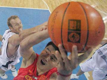 Μεγάλες νίκες για Ισπανία και Σερβία- Εύκολη ημέρα για Αυστραλία, Λιθουανία, Κίνα