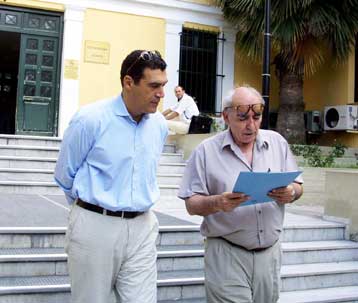 Κατέθεσε στον Εισαγγελέα Πρωτοδικών ο δήμαρχος Φιλοθέης για την πυρκαγιά