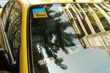 Καταγγελίες για αυθαίρετες χρεώσεις από τα Ολυμπιακά ταξί