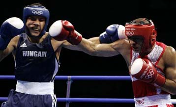 Με νίκες των φαβορί συνεχίστηκε για τέταρτη ημέρα το τουρνουά της πυγμαχίας