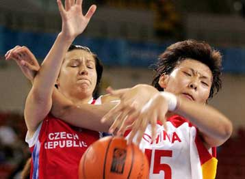 Τρία στα τρία για Αυστραλία, ΗΠΑ και Ισπανία, δεύτερη νίκη η Τσεχία, υπέρβαση η Ρωσία