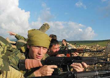 Πέντε νεκροί σε νέες αιματηρές συγκρούσεις στη Νότιο Οσετία