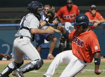 Νίκη σοκ της Αυστραλίας επί της Ιαπωνίας, άνετα η Ολλανδία και η Κούβα στο μπέιζμπολ