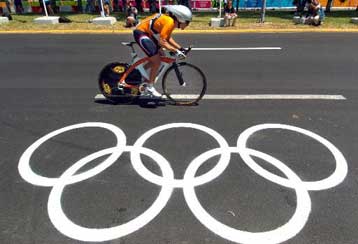 Κλειστοί πολλοί δρόμοι στη Βουλιαγμένη λόγω του αγωνίσματος της Ποδηλασίας Δρόμου