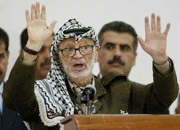 Υπόσχεση για μεταρρυθμίσεις από τον Αραφάτ μετά από σπάνια ομολογία «σφαλμάτων»