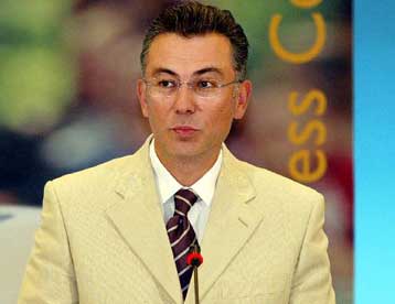 «Μαζεύει» η κυβέρνηση τις δηλώσεις Τατούλη για τους συμβασιούχους στο ΥΠΠΟ