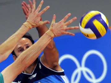 Ξεπέρασε το σοκ η Ιταλία, 3-0 την Αυστραλία-Nίκες για Βραζιλία, Ρωσία και Σερβία