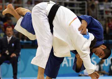 Αποκλεισμός για Ακριτίδου και Β.Ηλιάδη στο τζούντο – Σε Μακαράου και Ανο τα χρυσά