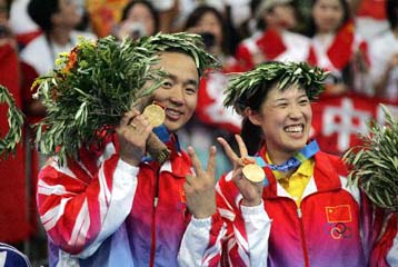 Δύο χρυσά μέσα σε μία ημέρα κατέκτησε η Κίνα στο Ολυμπιακό τουρνουά μπάντμιντον