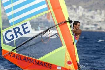 Στην 4η θέση ο Κακλαμανάκης μετά την 4η ιστιοδρομία-Αναβλήθηκε η 5η