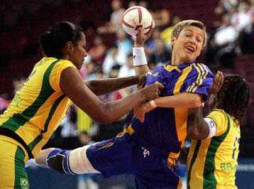 Ουκρανία, Κορέα και Δανία πανηγύρισαν νίκες στην τρίτη ημέρα του χάντμπολ γυναικών