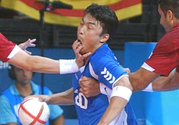 Με το ένα… χέρι στα προημιτελικά του χάντμπολ οι Κορεάτες – Νίκησαν και οι Ισπανοί