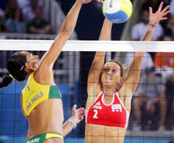 Υπέκυψαν στις Σάντρα Πίρες/Ανα Πάουλα οι Καραντάσιου/Σφυρή