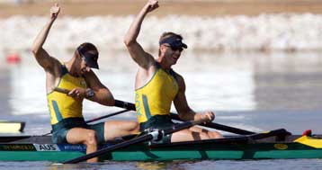 Επτά κράτη μοιράστηκαν τα χρυσά μετάλλια στην κωπηλασία