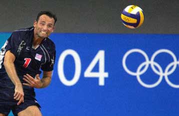 Υποψήφια για τους «8» η ομάδα των ΗΠΑ στο βόλεϊ-Πέρασαν Ιταλία, Σερβία/Μαυροβούνιο