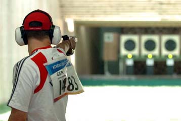 Ο Γερμανός Σούμαν κατέκτησε το χρυσό μετάλλιο στα 25μ. πιστόλι ταχύτητας