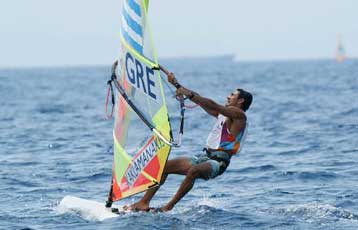 Αντεπίθεση Κακλαμανάκη, τρίτος στην γενική κατάταξη, 6 βαθμούς από την πρωτιά