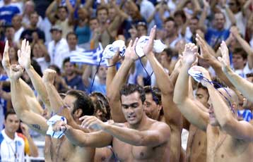 Η ψυχή νίκησε τα λάθη και η εθνική μας ομάδα πόλο την Αυστραλία με 10-9