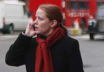 Τηλεφωνική υπηρεσία «απώθησης» ανεπιθύμητων θαυμαστών εγκαινιάζεται στη Ρωσία