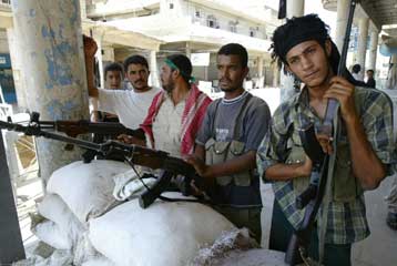 Συνεχίζονται οι συγκρούσεις στη Νατζάφ, παρά τις διαπραγματεύσεις με τους σιίτες