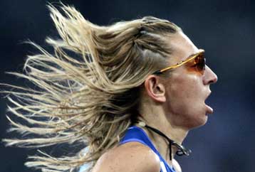 Στον τελικό των 400μ με εμπόδια η Χαλκιά, κάνοντας ολυμπιακό ρεκόρ!