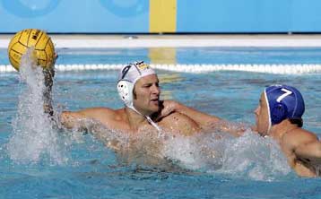 Δώρο από τους Αυστραλούς στην εθνική πόλο των ανδρών η ισοπαλία 6-6 με τη Γερμανία