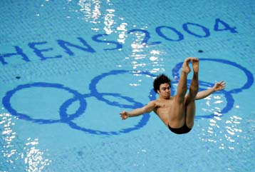 Πλώρη για το χρυσό μετάλλιο στις καταδύσεις από 3μ. βάζει ο Καναδός Αλεξάντρ Ντεπατί