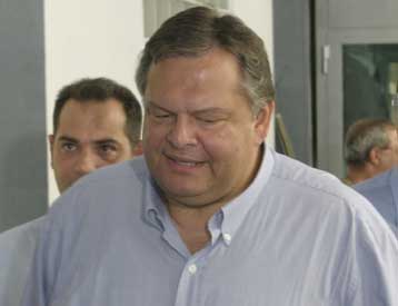 Ανεβαίνει, εν μέσω Αγώνων, το πολιτικό θερμόμετρο με αφορμή το θέμα του ντόπινγκ