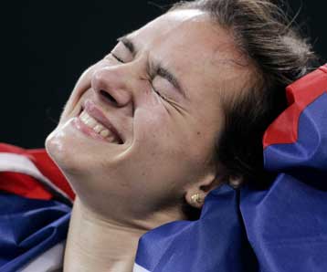 «Βασίλισσα της βραδιάς» η Ισινμπάγεβα, με παγκόσμιο ρεκόρ 4.91μ στο επί κοντώ