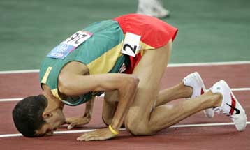 Πρώτο χρυσό για τον Ελ Γκερούζ, το απόλυτο οι Κενυάτες στα 1.500μ