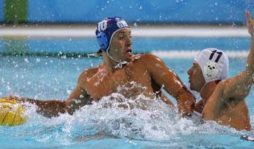 Στα βήματα του γυναικείου πόλο οι άνδρες, θέλουν νίκη με τη Σερβία για να πάνε τελικό