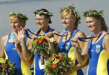 Εκτός Αγώνων έθεσε η ΔΟΕ την κωπηλάτρια Ολεφιρένκο και τον αρσιβαρίστα Κόβατς