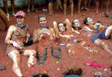 Επιτυχημένο και φέτος το φεστιβάλ… ντοματοπόλεμου στη Βαλένθια