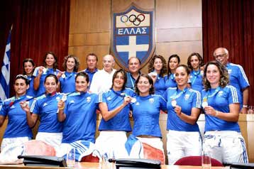 Ευχή χρυσού για το πόλο ανδρών από τις αργυρές Ολυμπιoνίκες του Ιωσηφίδη