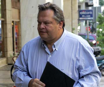 «Μιζέρια» από την κυβέρνηση την ώρα που η χώρα θριαμβεύει, καταγγέλλει ο Βενιζέλος