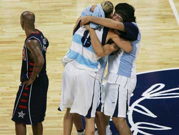 Αργεντινή-Ιταλία στον τελικό του μπάσκετ ανδρών, νίκησαν Λιθουανία και ΗΠΑ!