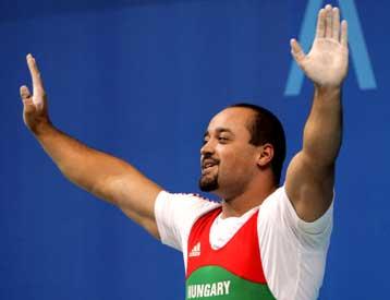Χάνει το ασημένιο μετάλλιο λόγω ντόπινγκ ο Ούγγρος αρσιβαρίστας Γκιούρκοβιτς