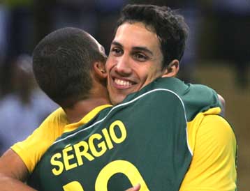 «Τιτανομαχία» Βραζιλιάνων και Ιταλών την Κυριακή για το χρυσό μετάλλιο στο βόλεϊ