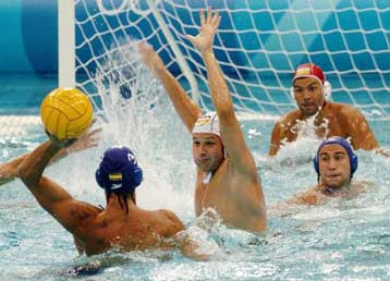 Ήττα της Ιταλίας από τις ΗΠΑ στο πόλο ανδρών – Στην 8η θέση η «Σετεμπέλο»