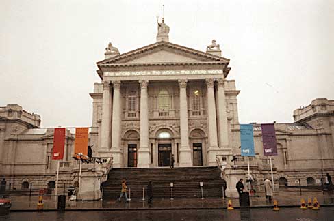 Κατά λάθος στα σκουπίδια μία ακόμη εγκατάσταση της βρετανικής Tate