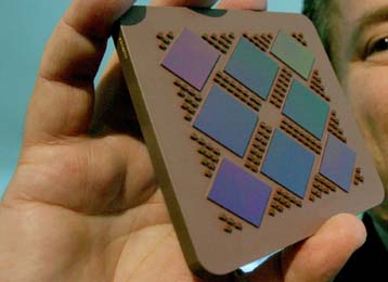 Η Intel πιστή στο νόμο του Μουρ με ακόμα μικρότερα τρανζίστορ