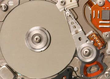 Ο πρώτος πλαστικός μαγνήτης που λειτουργεί εκτός κατάψυξης