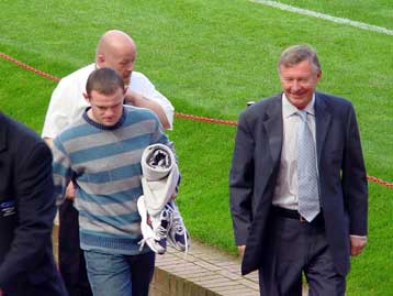 Με 45 εκατ. ευρώ, ο Ρούνι μετακομίζει από το Μέρσεϊσάιντ στο Μάντσεστερ