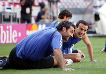 Δεν προπονήθηκε για προληπτικούς λόγους ο Δέλλας με την εθνική στην Ελβετία