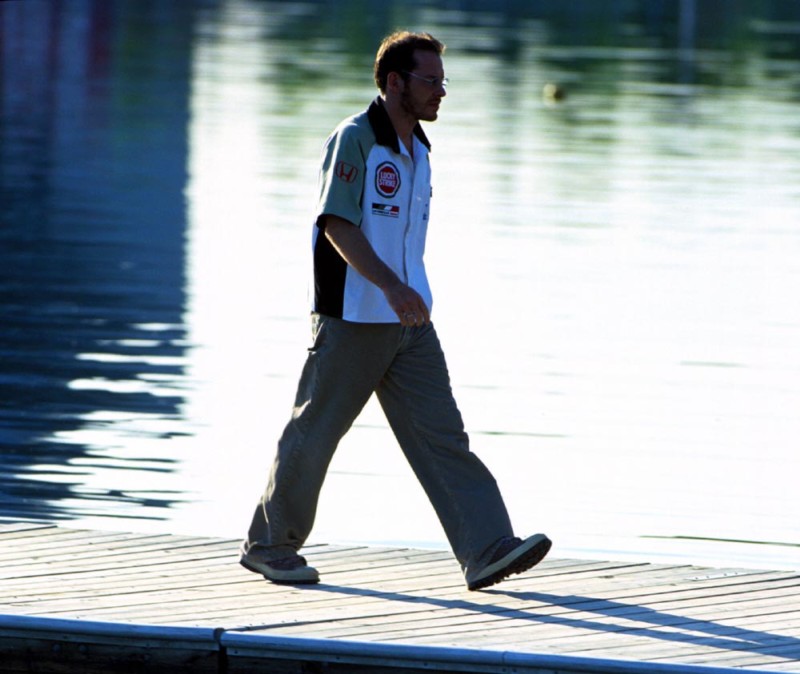 Επίσκεψη στο εργοστάσιο της Sauber πραγματοποίησε ο J.Villeneuve