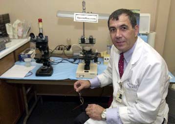 Με την κλωνοποίηση νεκρών πειραματίζεται τώρα ο Παναγιώτης Ζαβός